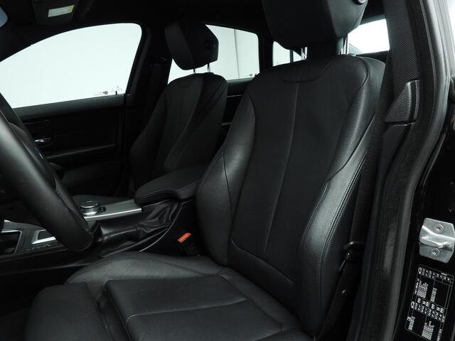 BMW 4-SERIE Gran Coupe 418i | M-Sportpakket | LED | Leder | Navigatie | Sportstoelen | Stoelverwarming | DAB | Hifi speakers | Alu 19 inch
