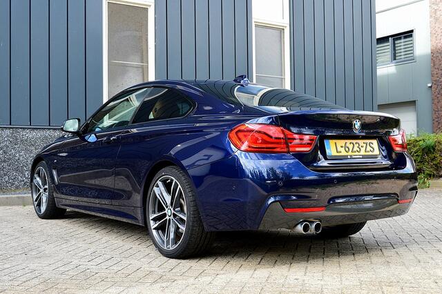 BMW 4-SERIE Coupé 420i M-Sport High Executive Rijklaarprijs-Garantie Leder Sport interieur Led Camera Apple Carplay Airco