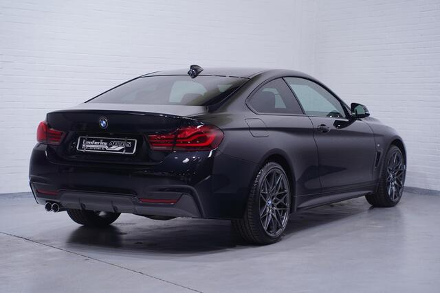 BMW 4-SERIE Coupe 420d X-Drive M Sport Apple Carplay PDC V+A Schuifdak LMV '19' 2-Zone Clima Achteruitrijcamera