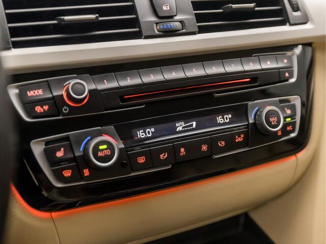 BMW 4-SERIE Gran Coupé 418i High Executive Automaat (GROOT NAVI, CLIMATE, LEDER, STOELVERWARMING, SPORTSTOELEN, GETINT GLAS, PARKEERSENSOREN, CRUISE, NIEUWE APK, NIEUWSTAAT)