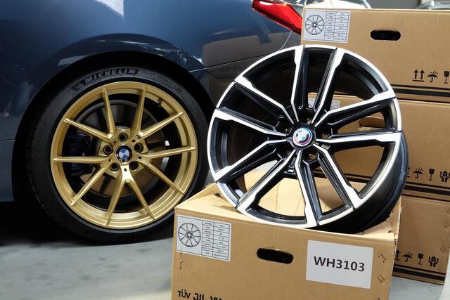 BMW 4-SERIE Coupé M440i xDrive High Executive / Carbon / M Performance / Uniek