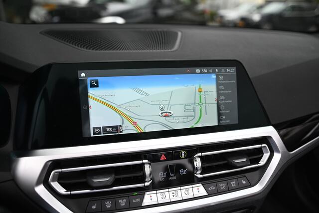 BMW 4-SERIE Cabrio 420i High Executive Automaat / Achteruitrijcamera / Parking Assistant / Live Cockpit Professional / Stoelverwarming / Cruise Control / 19" LMV