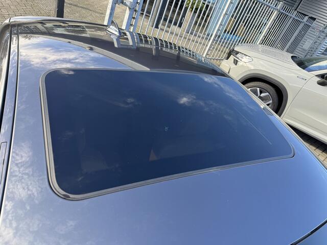 BMW 4-SERIE M SPORT 420i M SPORT High Executive Pano/dak, leer,