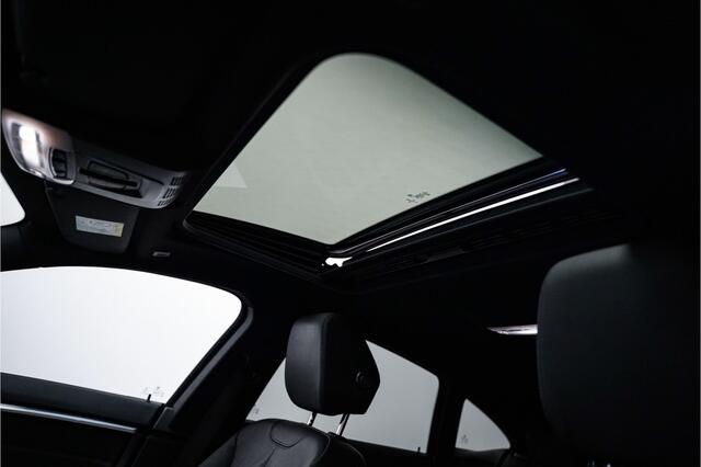 BMW 4-SERIE Gran Coupé 420i High Executive M-Sport|Schuif-Kanteldak|Trekhaak|Leder|Navi