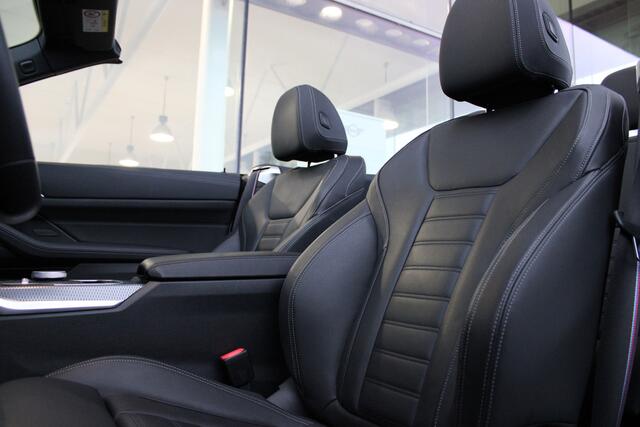 BMW 4-SERIE Cabrio 430i xDrive M Sport Automaat / Achteruitrijcamera / M Sportonderstel / Comfort Access / Adaptieve LED / / Stoelverwarming / Widescreen Display
