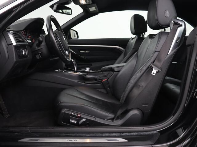 BMW 4-SERIE Cabrio 430i Luxury Line | Leder | Stoelverwarming | Nekverwarming | Harman/Kardon | DAB | Stuurverwarming | Full LED | Navigatie | Climate control | Bluetooth | Cruise control