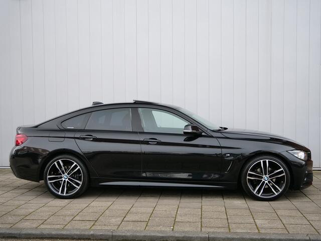 BMW 4-SERIE Gran Coupé 420i High Executive Edition 184 Pk Automaat M-pakket / Navigatie / DAB / Leer / Camera / Schuifdak