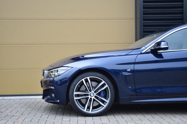 BMW 4-SERIE Gran Coupé 440i xDrive High Executive * M-Sportpakket * Stoelmemory * Headup * Schuifdak * Adaptief LED *