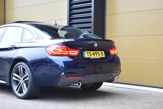 BMW 4-SERIE Gran Coupé 440i xDrive High Executive * M-Sportpakket * Stoelmemory * Headup * Schuifdak * Adaptief LED *