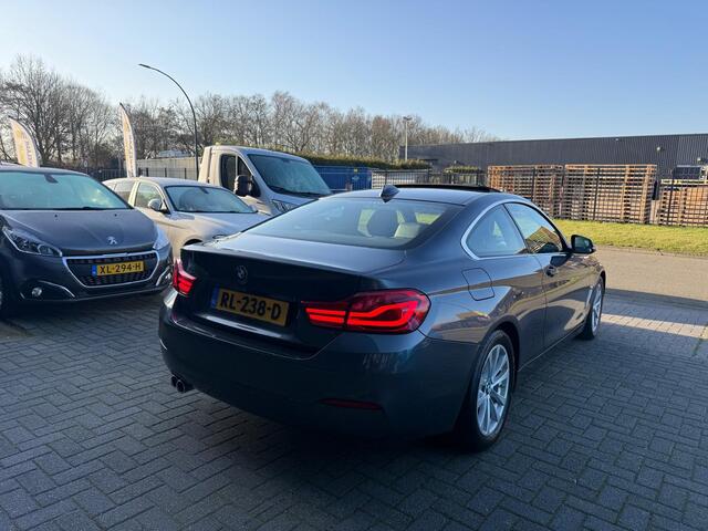 BMW 4-SERIE Coupé 420i High Executive | 1E EIGENAAR | 12MND GARANTIE | AUTOMAAT | SCHUIFDAK | DAB | LED | CARPLAY | LEDER | LMV | LANE |