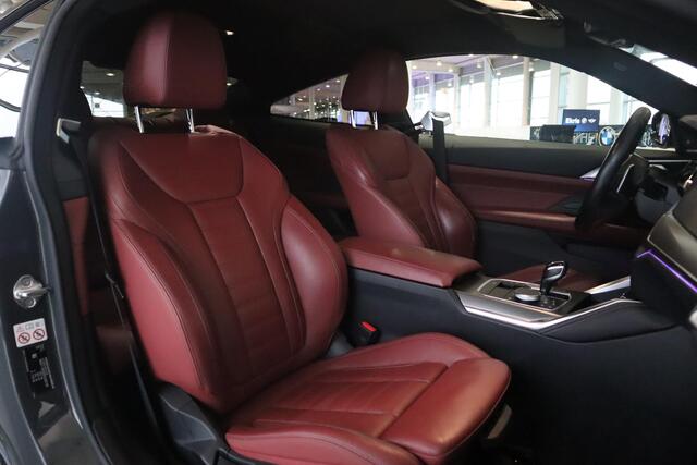 BMW 4-SERIE 420i BMW 4-serie 420i Coupé High Executive | M Sportpakket | Parking Assistant | Harman Kardon