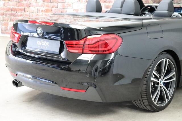 BMW 4-SERIE Cabrio 430i High Executive M Sport Pakket Automaat / Navigatiesysteem Professional / Stuurwielverwarming / M Sportremsysteem / Leder / Achteruitrijcamera / Head-Up Display / Multifunctioneel Instrumentendisplay / Adaptieve LED-koplampen / Stoelverwarming 