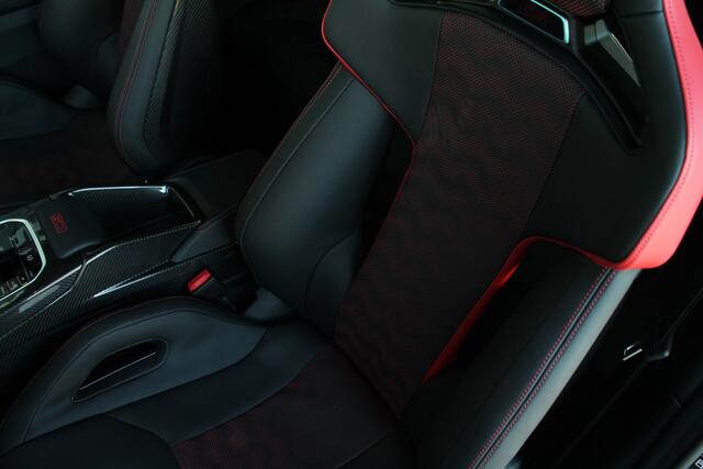 BMW 4-SERIE Coupé M4 CS High Executive Automaat / M Drive Professional / Adaptieve LED / M Carbon-keramische remmen / M Adaptief onderstel / Adaptieve LED / Comfort Access