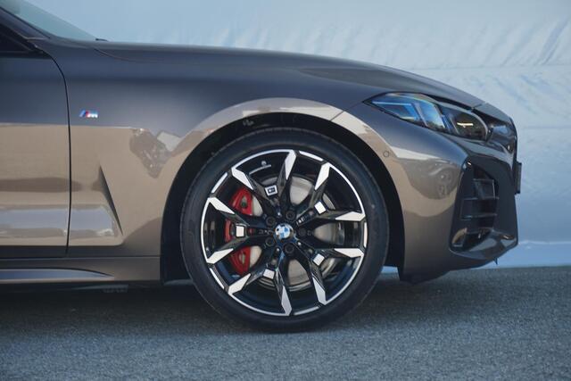 BMW 4-SERIE Cabrio 420i | M Sport Pro | Trekhaak | Head-up | Harman Kardon | Adaptief M onderstel | Comfort Access | Nekverwarming