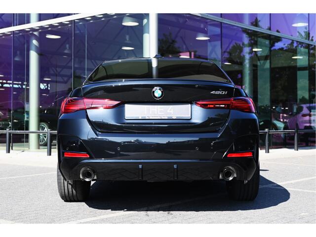 BMW 4-SERIE Gran Coupé 420i M Sport Automaat / Comfort Access / Achteruitrijcamera / Adaptieve LED / Stuurverwarming / Stoelverwarming