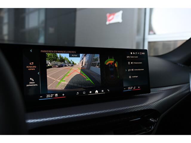 BMW 4-SERIE Gran Coupé 420i M Sport Automaat / Comfort Access / Achteruitrijcamera / Adaptieve LED / Stuurverwarming / Stoelverwarming