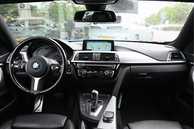BMW 4-SERIE Gran Coupé 420i High Executive M Sport Automaat / Sportstoelen / Comfort Access / Achteruitrijcamera / Getint glas / Cruise Control