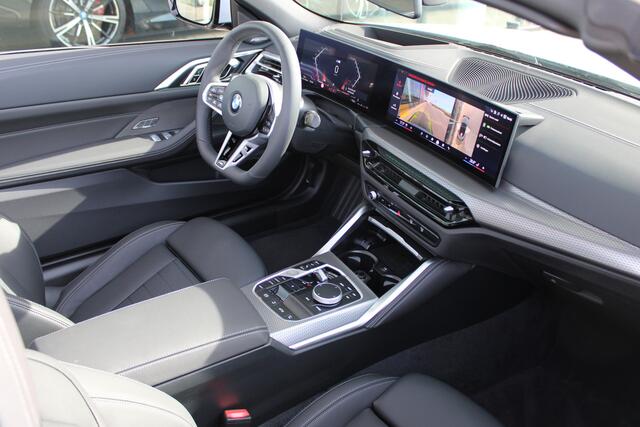 BMW 4-SERIE Cabrio 420i M Sport Automaat / Air Collar / Parking Assistant Plus / Comfort Access / Stuurverwarming / M Sportonderstel / Live Cockpit Professional