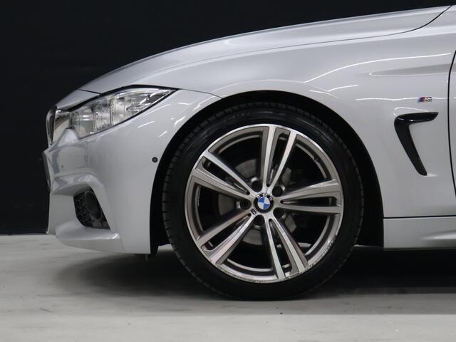 BMW 4-SERIE Gran Coupé 420i M Sport [SCHUIFKANTELDAK, CRUISE, STOELVERWARMING, HEAD UP, CAMERA, PDC V+A, ELEKTRISCHE ACHTERKLEP, BLUETOOTH, DUAL ZONE CLIMATE, VOL LEDER, NAVIGATIE, NIEUWSTAAT]