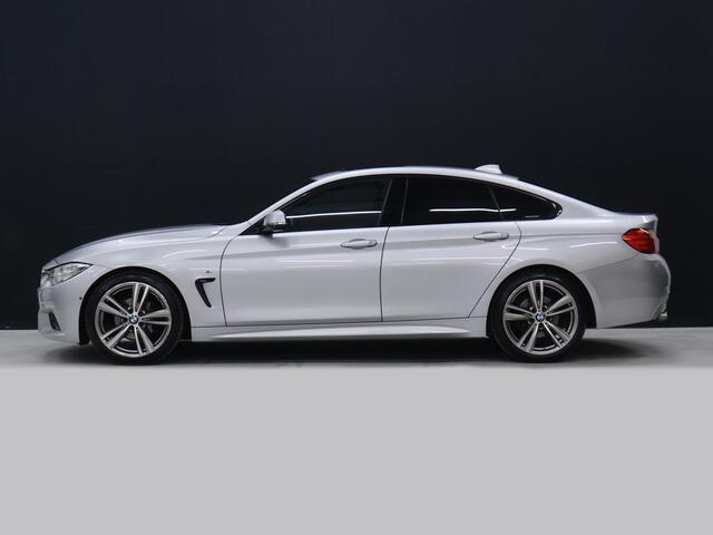 BMW 4-SERIE Gran Coupé 420i M Sport [SCHUIFKANTELDAK, CRUISE, STOELVERWARMING, HEAD UP, CAMERA, PDC V+A, ELEKTRISCHE ACHTERKLEP, BLUETOOTH, DUAL ZONE CLIMATE, VOL LEDER, NAVIGATIE, NIEUWSTAAT]