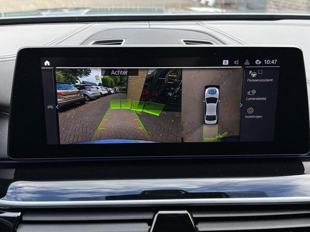 BMW 5-SERIE 530e xDrive M-Sport iPerformance High Executive Schuifdak Headup Harman Kardon Trekhaak