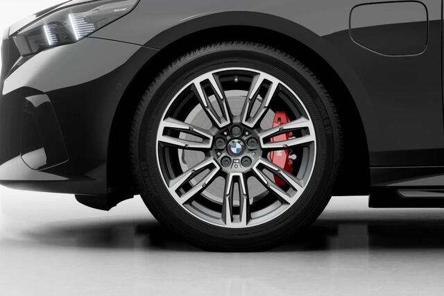 BMW 5-SERIE Touring 530e M Sport Edition | M Sport Pro | Innovation Pack | Travel Pack | Comfort Pack