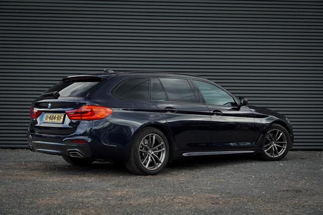 BMW 5-SERIE Touring 520i High Executive Edition / M-Sport / Pano / Trekhaak