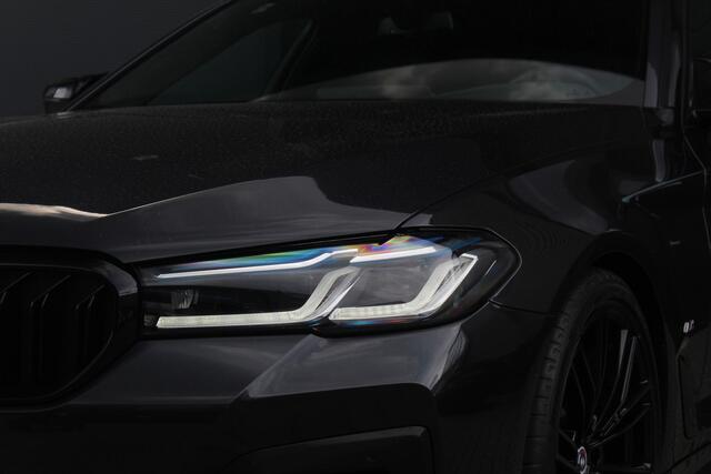 BMW 5-SERIE Touring 530i M Sport | Pano | Stoelventilatie | 360 Camera | High Executive