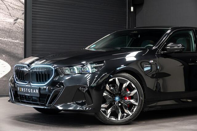 BMW 5-SERIE 550e xDrive *M-Sport Pro / Bowers & Wilkins / Panorama / HUD / Memory*