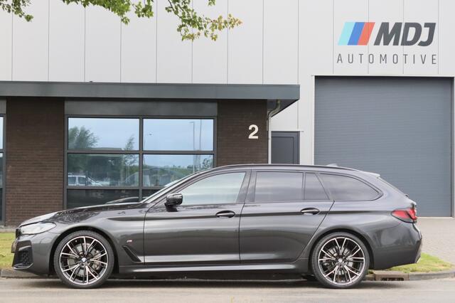BMW 5-SERIE 530i M Sport Laser Pano Comfort 20 inch -VOL-