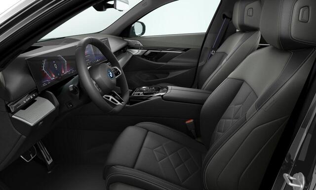 BMW 5-SERIE Touring 550e xDrive | M Sportpakket Pro | Bowers & Wilkins | Comfort Pack | Travel Pack | Innovation Pack