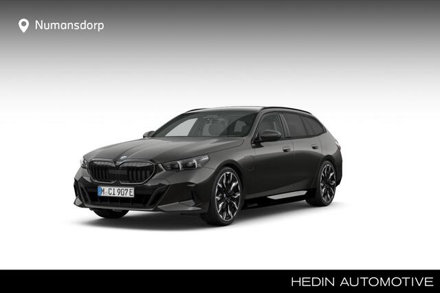 BMW 5-SERIE Touring 530e | M-Sport Pro | 21'' | Panorama. | Harman/Kardon | Elek. stoel. + vent. | Trekhaak | Driv. + Park. Plus | Head-Up | Stuurverw. | Getint glas | Stoelverw. voor/achter