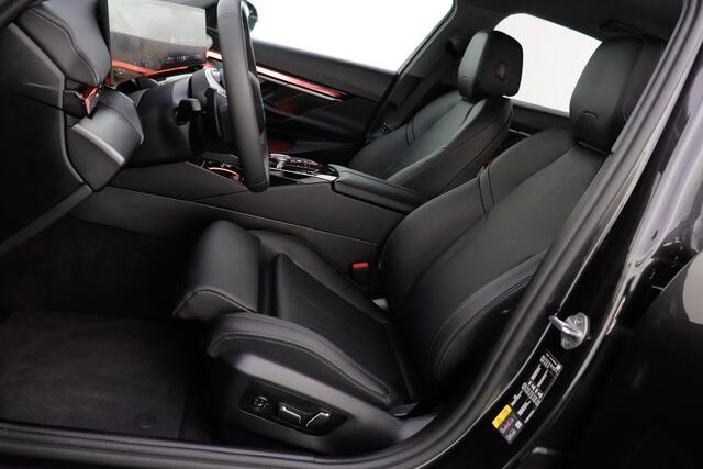 BMW 5-SERIE 550e xDrive FULL.LED | KEYLESS | DODEHOEK | CARPLAY | HEAD-UP | ADAPTIEVE.CRUISE | LANE.ASS| ELEK.TREKHAAK