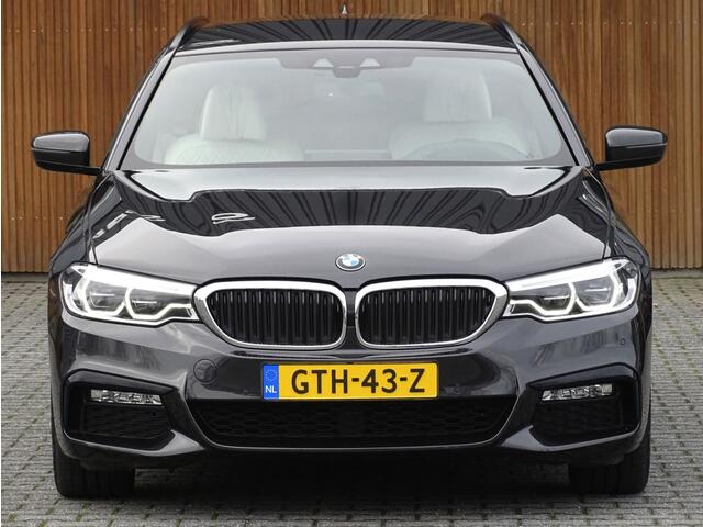 BMW 5-SERIE 540i 340PK / Individual / M-Sport / LED / 2018 /