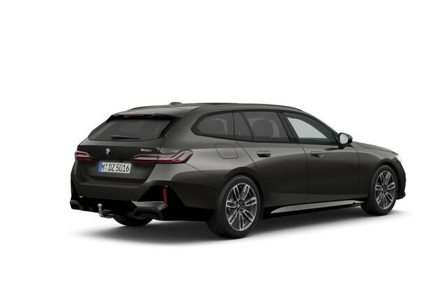BMW 5-SERIE Touring 520i | M Sport | Comfort Pack | Trekhaak