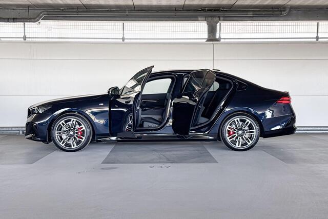 BMW 5-SERIE Sedan 520d