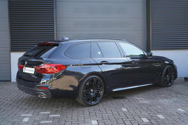 BMW 5-SERIE Touring 530i High Executive Edition 2020 /camera/Leder/Carbonschwarz