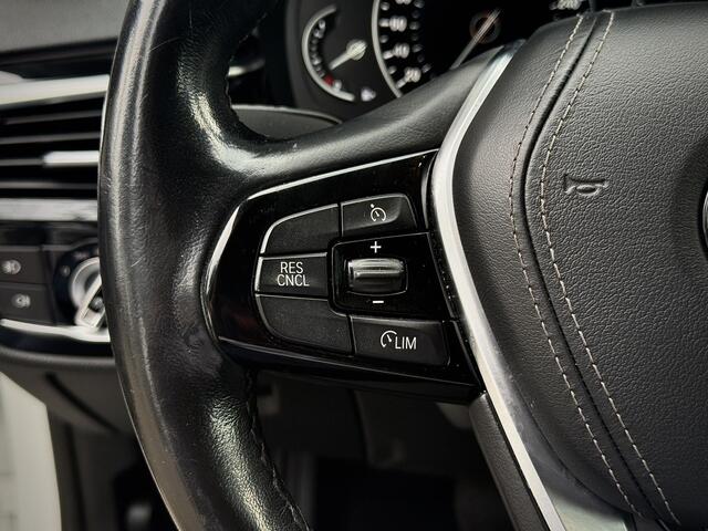 BMW 5-SERIE Touring 520i High Executive SPORTLINE / TEKHAAK / AUTOMAAT