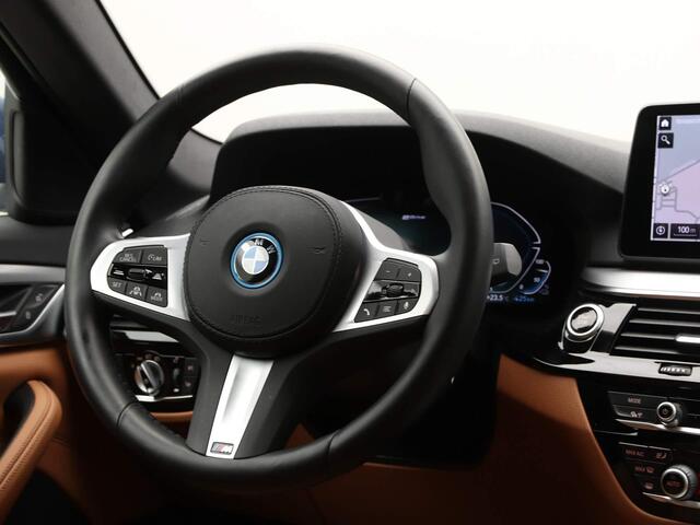 BMW 5-SERIE 530e Touring Business Edition Plus | Head-Up | Driving Assistant Professional | Trekhaak |