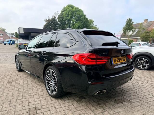 BMW 5-SERIE 540i xD High Exclusive Edition Full options!