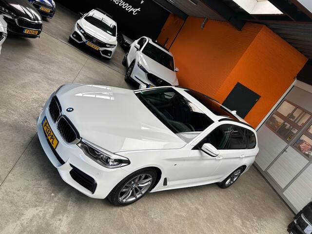 BMW 5-SERIE 530I HIGH EXE M-Sport / Pano / Head-Up