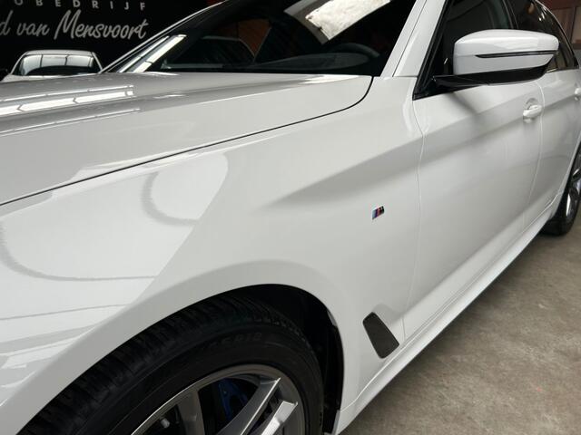 BMW 5-SERIE 530I HIGH EXE M-Sport / Pano / Head-Up