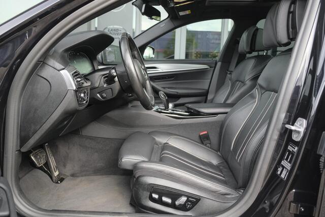 BMW 5-SERIE Touring 520i M-Sport 184pk Panoramadak Comfortstoelen Virtual cockpit Camera NLauto