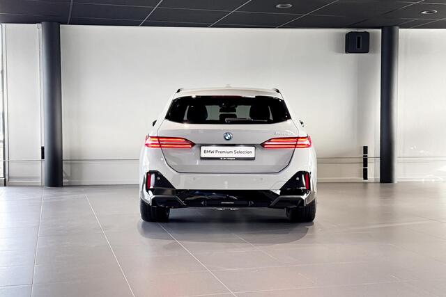 BMW 5-SERIE Touring 530e M Sport Edition | Harman Kardon | Stoelverwarming | Head-up Display |