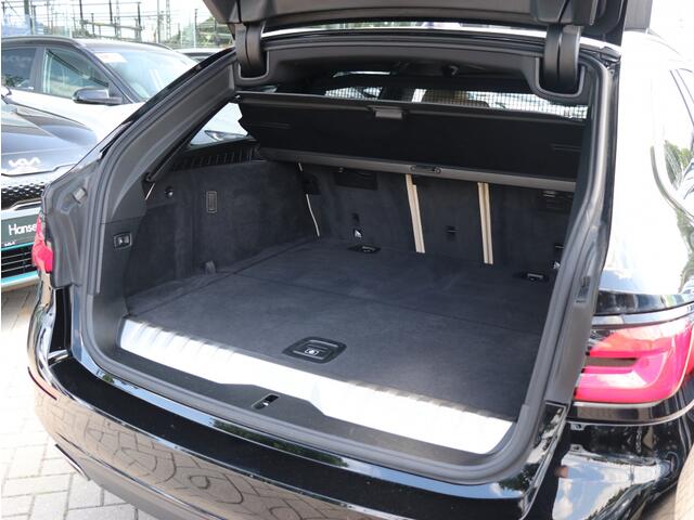 BMW 5-SERIE 530e High Executive I Leder I Keyless I Dodehoekdetectie