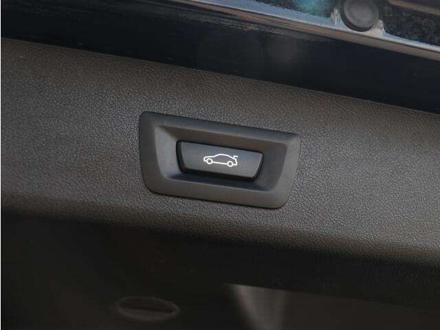 BMW 5-SERIE 530e High Executive I Leder I Keyless I Dodehoekdetectie