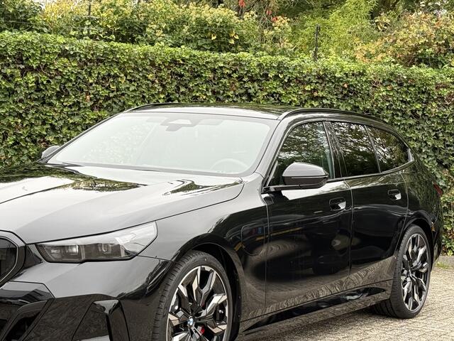 BMW 5-SERIE Touring 530e | M-Sport Pro | 21'' | Panorama | Harman/Kardon | Elek. Trekhaak