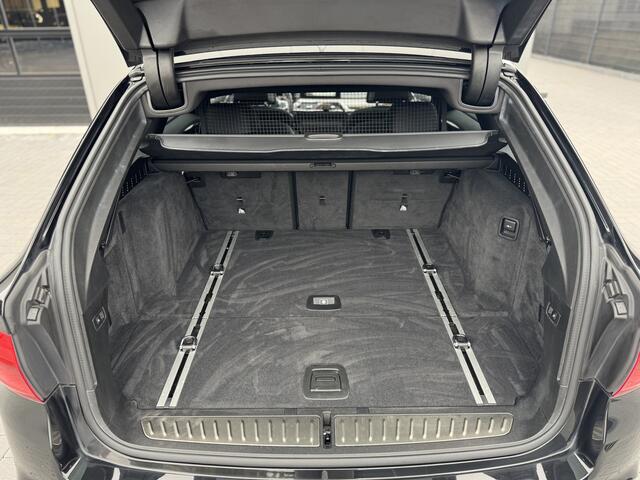 BMW 5-SERIE Touring 530i xDrive M Sport High Executive | Panorama | HUD | 19" | Keyless
