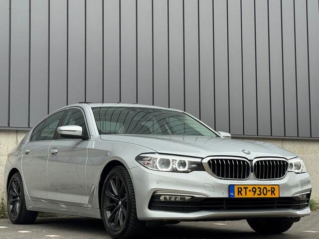 BMW 5-SERIE 520i 184PK Automaat Exe. Pano/schuifdak Camera Stoelverwarming