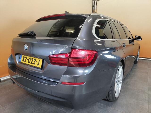BMW 5-SERIE Touring 520d M Sport Edition standkachel | adaptive cruise en led | leer | comfortstoelen